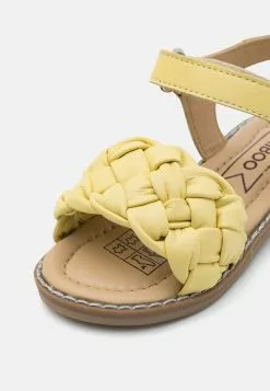Friboo Leather - Sandalen - Light Yellow -Friboo Groot Warenhuis 21049a8508c54ab7a4dae975d25f574f