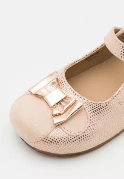 Friboo Disney Minnie Mouse - Ballerina'S Met Enkelbandjes - Rose Gold-Coloured 11 Friboo Disney Minnie Mouse - Ballerina'S Met Enkelbandjes - Rose Gold-Coloured -Friboo Groot Warenhuis 2d4b95a41ca3470797e2f81cdfd4a9ca