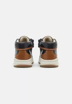 Friboo Leather - Sneakers Hoog - Dark Blue -Friboo Groot Warenhuis 2e4d57a511ed4102834e560a2e4219fd