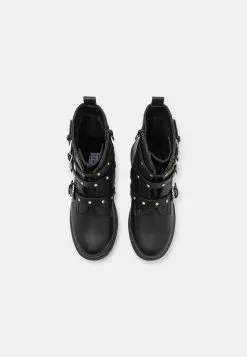 Friboo Korte Laarzen - Black -Friboo Groot Warenhuis 32078b07337648ee82b862d6480169e8