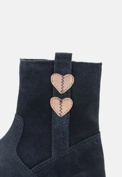 Friboo Korte Laarzen - Dark Blue -Friboo Groot Warenhuis 395d7d5d395b4ad3a2bd9bb6efcd8614