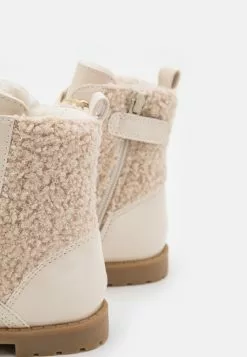 Friboo Veterboots - Nude -Friboo Groot Warenhuis 4962b11886164aecbbd42ea690c24d22