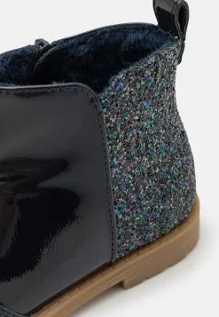 Friboo Korte Laarzen - Dark Blue -Friboo Groot Warenhuis 5e495e23494e4c099780f5c6113bf1a9