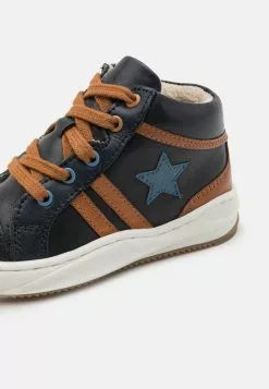 Friboo Leather - Sneakers Hoog - Dark Blue -Friboo Groot Warenhuis 8409e4754d55405fa41fa99dce404e6e