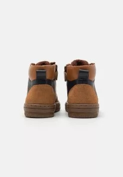 Friboo Leather - Sneakers Hoog - Cognac -Friboo Groot Warenhuis 950b993df1e24484b4e423b5ab4510b1