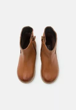 Friboo Leather - Korte Laarzen - Cognac -Friboo Groot Warenhuis a2697fe8e31e435293794f978dea0da9