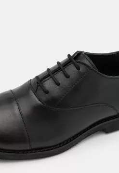 Friboo Leather - Veterschoenen - Black 11 Friboo Leather - Veterschoenen - Black -Friboo Groot Warenhuis ae77f2d70d3d41b480a3720c7e29fa9e
