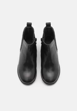 Friboo Leather - Korte Laarzen - Black 9 Friboo Leather - Korte Laarzen - Black -Friboo Groot Warenhuis bc6224f9001f4d628911f8ad663527b2