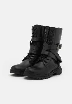 Friboo Leather - Veterlaarzen - Black 17 Friboo Leather - Veterlaarzen - Black -Friboo Groot Warenhuis d514d654e2bc45a3bfa4e0f76b278218