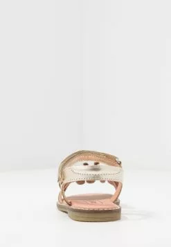 Friboo Leather - Sandalen - Gold -Friboo Groot Warenhuis d77d46a2a62f4e3693124bbdd22f6968