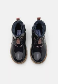 Friboo Korte Laarzen - Dark Blue -Friboo Groot Warenhuis e416ab76dc904bc8b0ed414e7a07af94