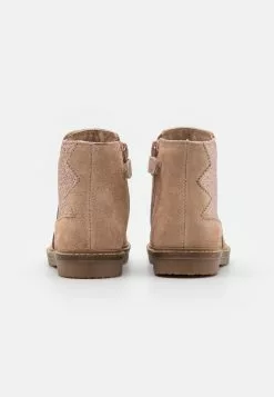 Friboo Leather- Korte Laarzen - Pink -Friboo Groot Warenhuis f329013fc98146ac83eae2afc5268839