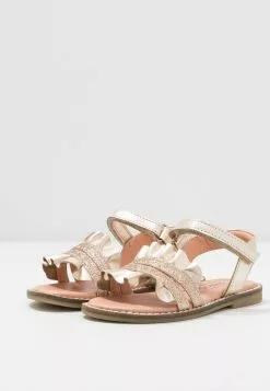 Friboo Leather - Sandalen - Gold -Friboo Groot Warenhuis f4dfba08f05043db8a509f7e7149a46d